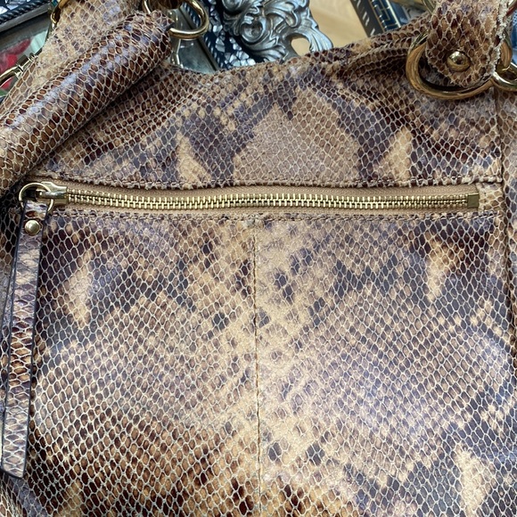 G.I.L.I  Snakeskin Leather Back Pack HandBag - Picture 9 of 17